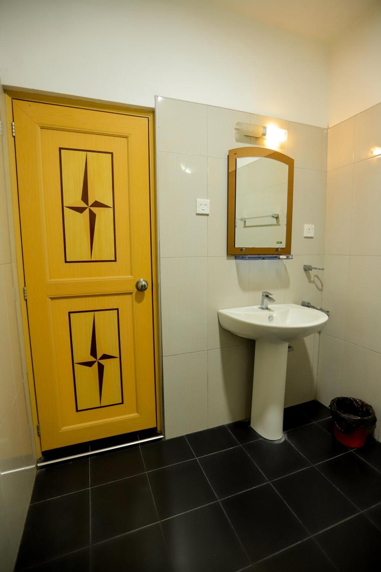 Serene Home Stay Udawalawe Luaran gambar
