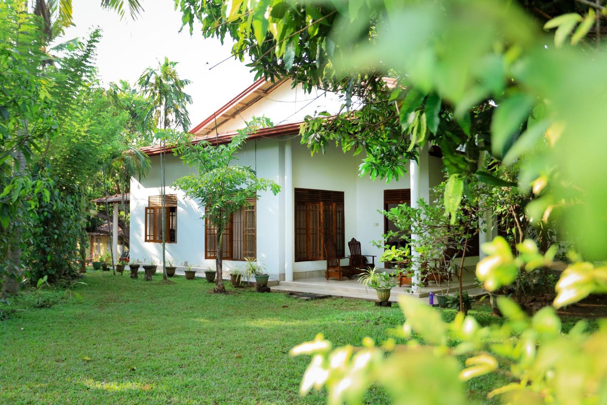 Serene Home Stay Udawalawe Luaran gambar