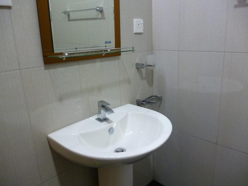 Serene Home Stay Udawalawe Luaran gambar