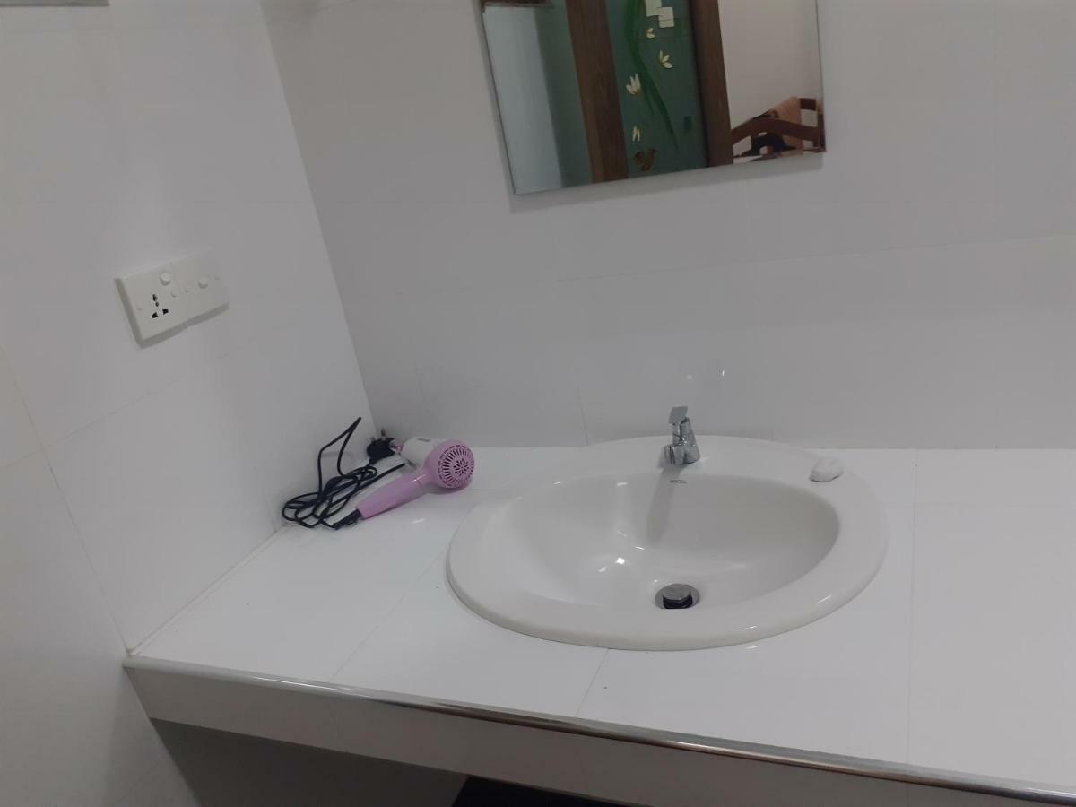 Serene Home Stay Udawalawe Luaran gambar
